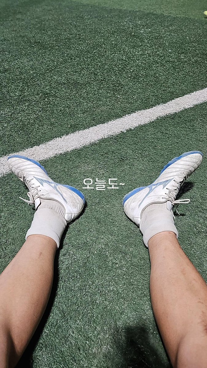 blue00515's tweet photo. 간만에 평일축구⚽️ https://t.co/jnoum7pIHy