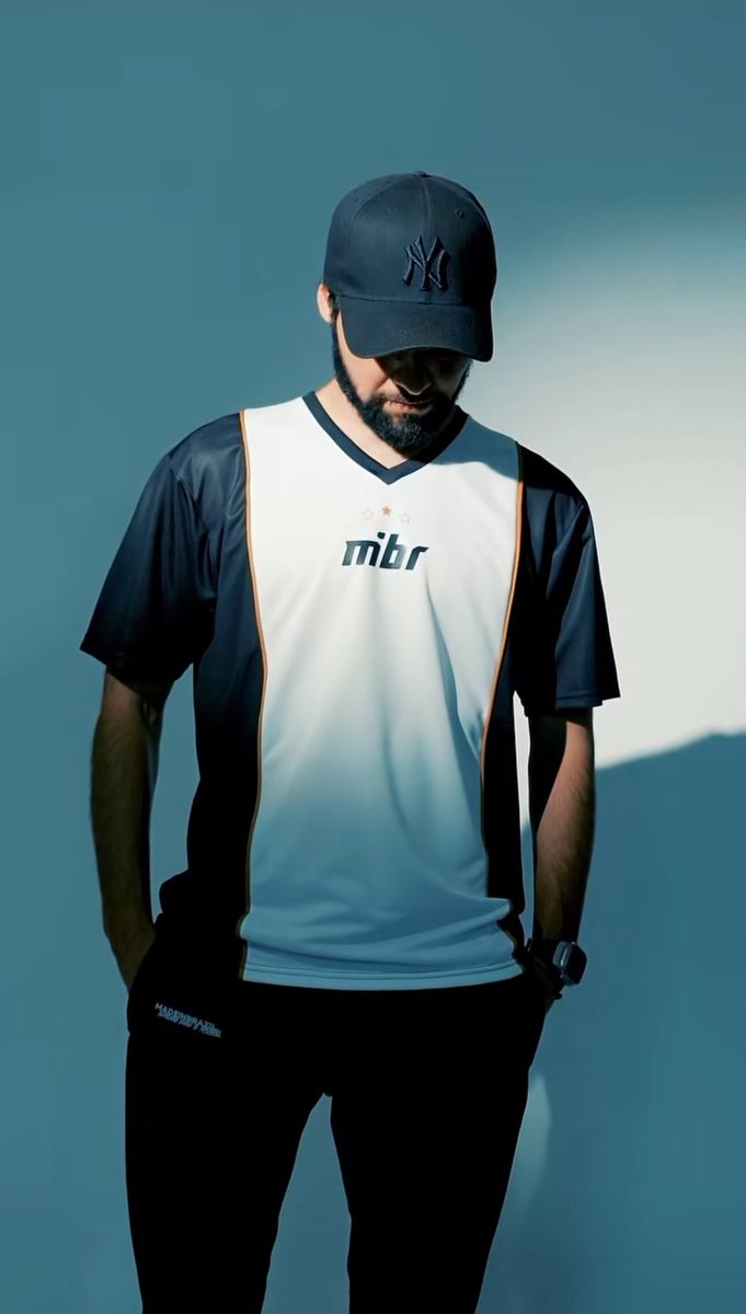 Ferdepre's tweet photo. MIBR relança camisa histórica inspirada no título mundial de 2006 para o Major Cologne 2026! https://t.co/H5zgedtOBY
