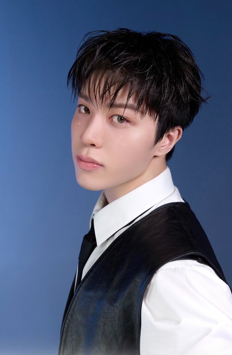 yshwnfeed's tweet photo. THE VISUALS IS OOZING 💙🖤
#요시 #소정환 #YOSHI #SOJUNGHWAN https://t.co/g1xjSBmVje