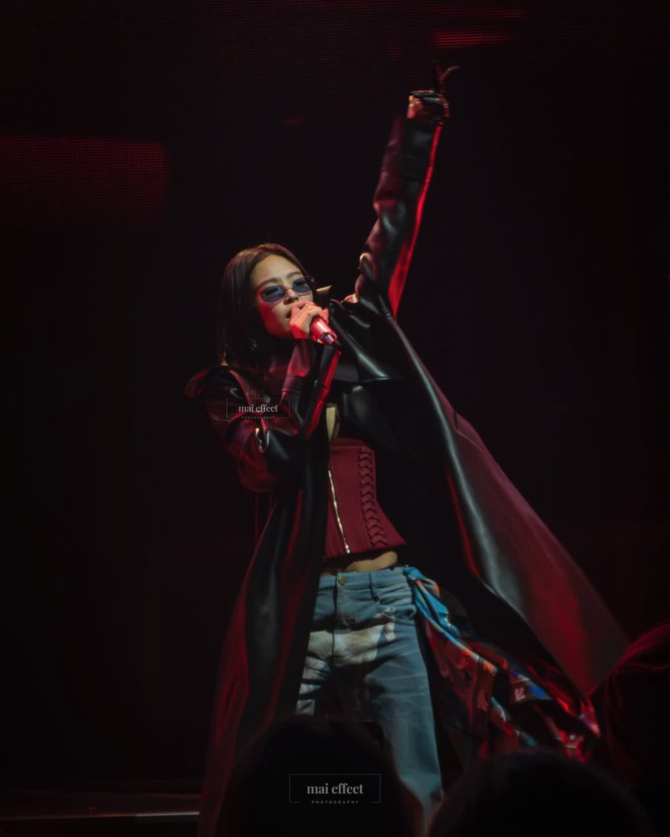GENIUS9N's tweet photo. [INFO] Out of the 8 days of the ROSKILDE Festival, Friday where #JENNIE is set to headline is the only date to be shown as completely sold out. All the four ticket categories for friday are listed as sold out. https://t.co/dhR7AayIzf