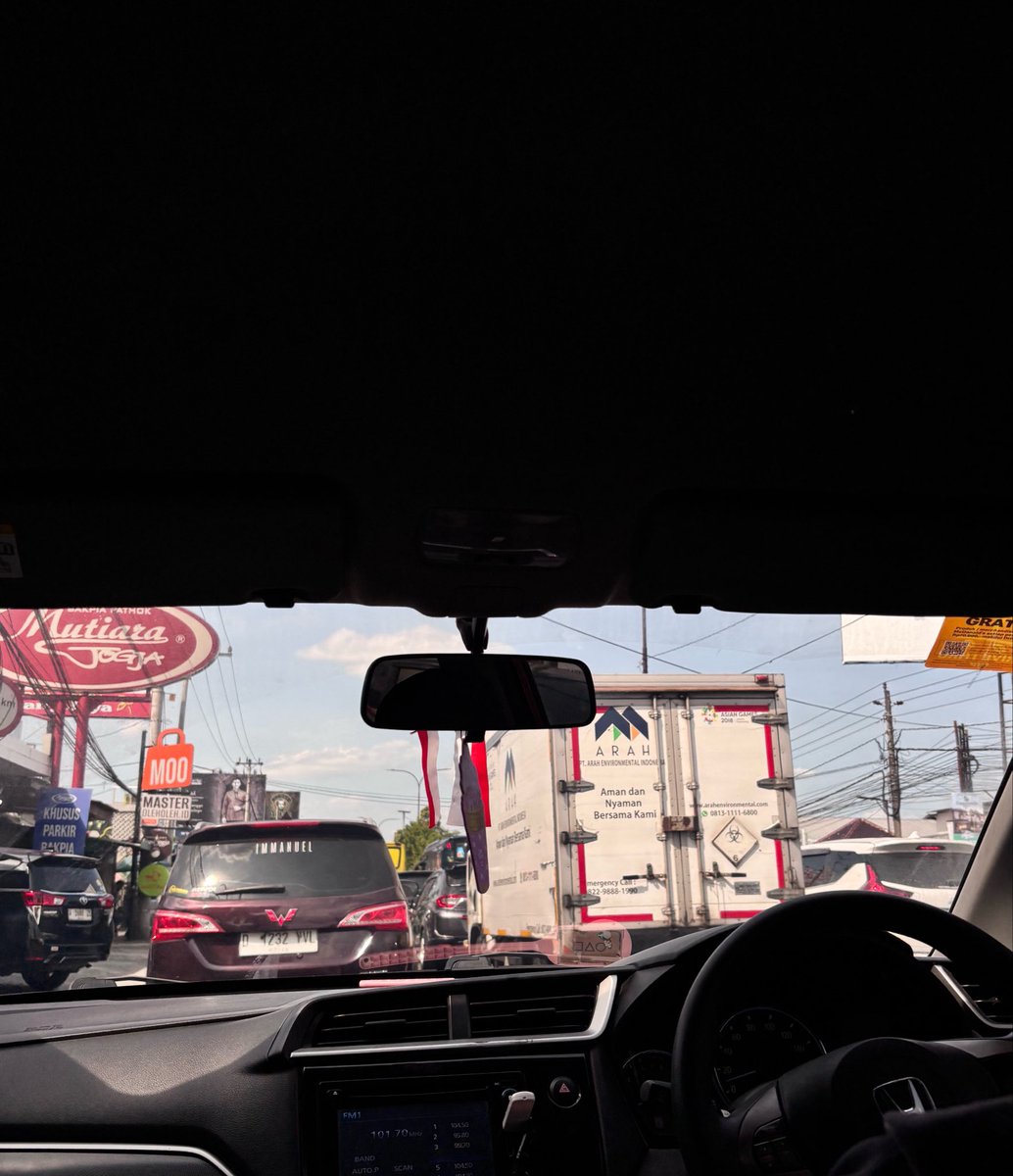 HypermateID's tweet photo. I think that solo is much better city overall 🤨 https://t.co/KzSwxhMRfn