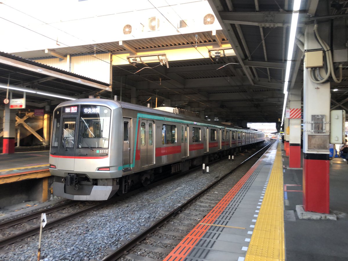 暇な学生 tweet media