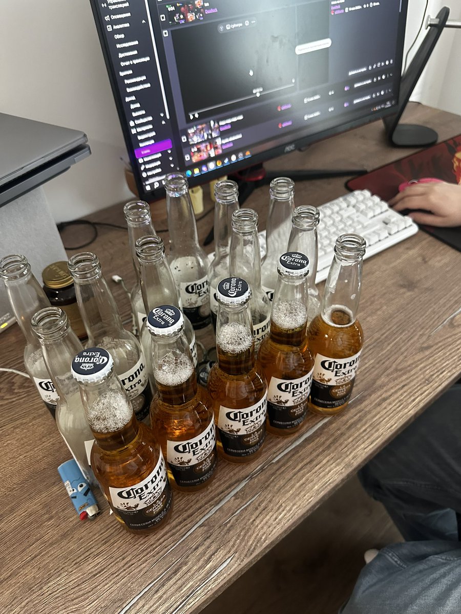 y000ume's tweet photo. Got a whole army https://t.co/sUFpBUnRE6