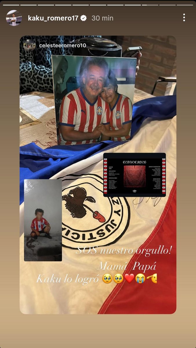 delpylive's tweet photo. ▶️ EMOTIVA PUBLICACIÓN | 🥹📲

🫶🏻La hermana de Alejandro "Kaku" Romero Gamarra dedicó un lindo posteo de felicitaciones al jugador, convocado para defender a Paraguay en el Mundial 2026.

🗣️"Sos nuestro orgullo. Mamá, papá, Kaku lo logró", escribió la mujer, acompañando la publicación de una foto de Romero Gamarra con la camiseta de la Albirroja cuando era tan solo un niño. 🥹🇵🇾