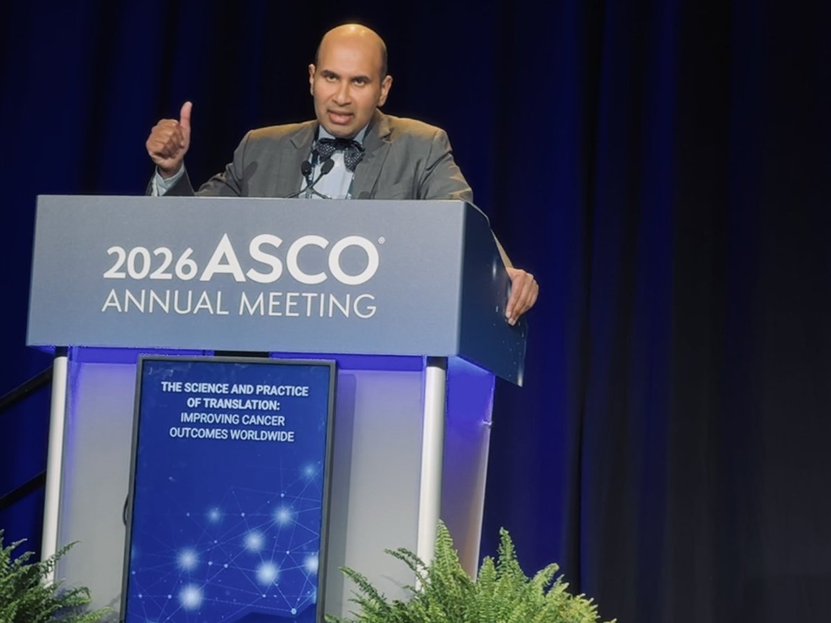 UPMCHillmanCC's tweet photo. Happening now at #ASCO26. A packed house for several #melanoma studies including from Hillman’s Dr Diwakar Davar (@diwakardavar) @UPMCnews @PittHealthSci https://t.co/YaAuSHHDcX