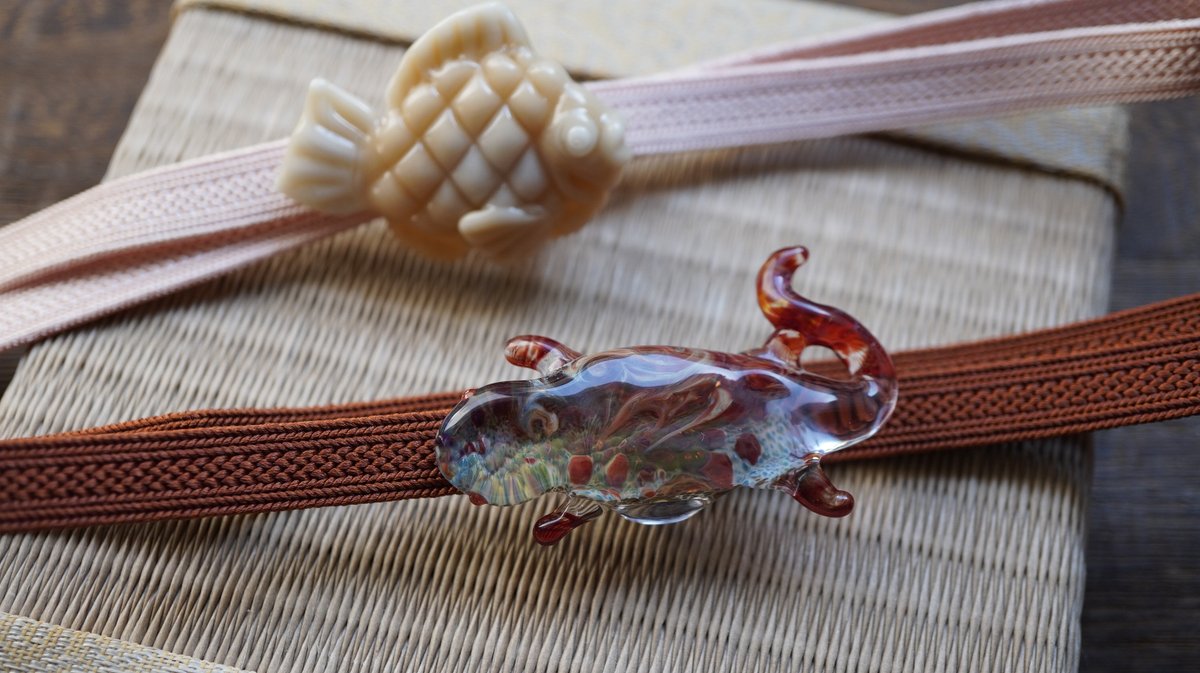 tataraGL's tweet photo. そろそろでございます！！

エトピリカ商會 -夏の市- 　@etupirkacom 

和装アクセサリー販売会 
6月13日(土) 13:00〜19:30
6月14日(日) 12:00〜18:00  
【会場】   霞月坊（旧台湾茶カフェ） 
東京都世田谷区代田5-26-10 

#エトピリカ商會
＃ガラス　＃glass ＃和装　＃和小物　＃帯留　＃とんぼ玉 https://t.co/LMwJNocLCs