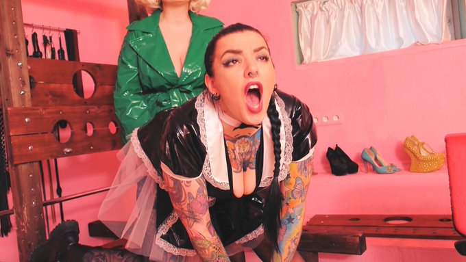 Curvy Luxe - 2 pic. Check out these tantalizing snapshots from the video! Want more? The full video is just a click away in my bio—absolutely free! https://t.co/BYxUvSIgEM