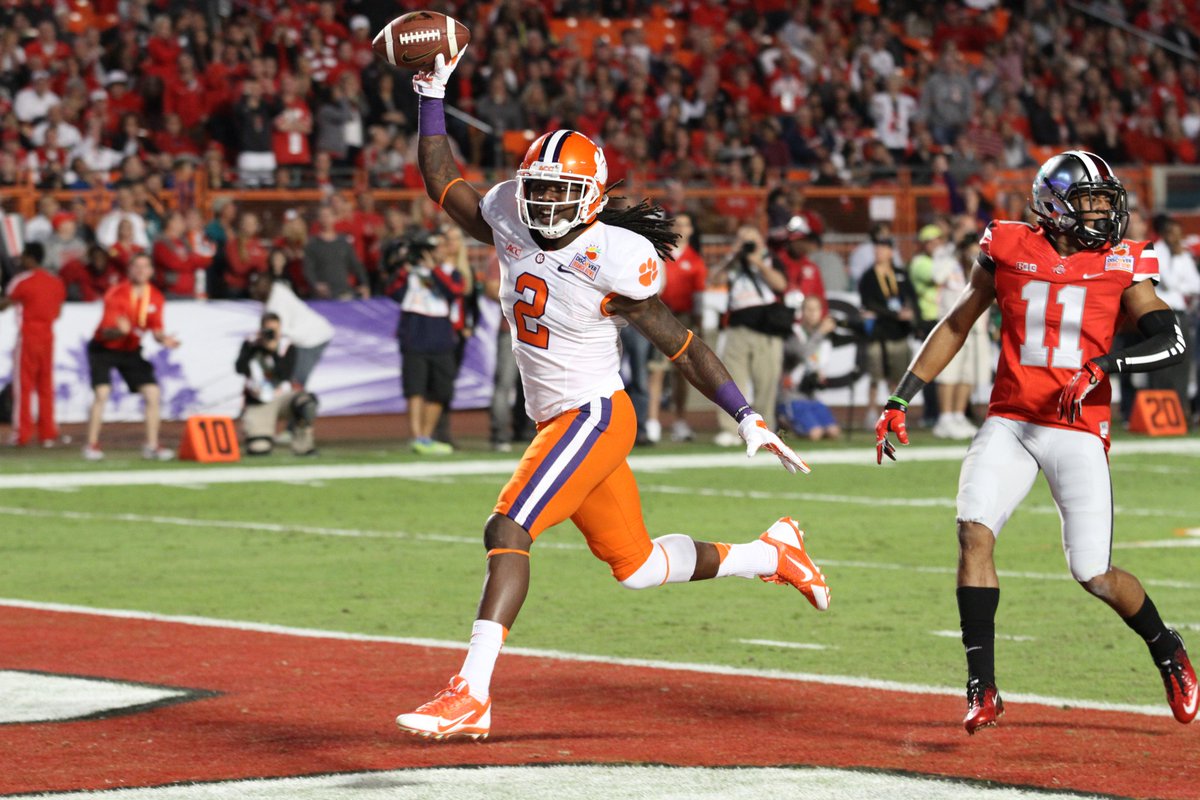 ClemsonFB's tweet photo. The College Football Hall of Fame ballot just got a lot more explosive.

This morning, Sammy Watkins joined returning nominee Donnell Woolford among the 80 FBS candidates on the ballot for the Hall's 2027 induction class. https://t.co/OQLQhU1sTZ