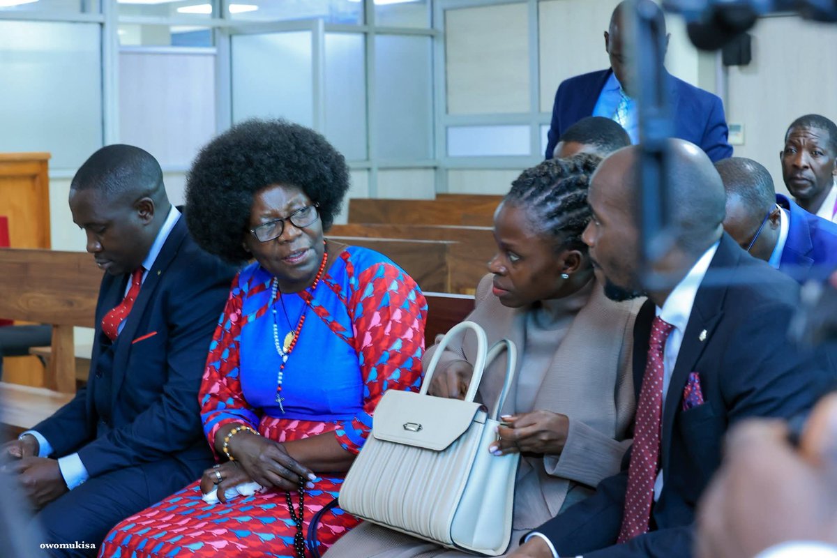 Magalaomar's tweet photo. I joined other Party Members to stand  in solidarity with Hon Kivumbi Muhammad Muwanga and 24 others  appearing before the International Crimes Division of the High Court for bail application on trumped up Terrorism charges .
#FreeAllPoliticalPrisonersinUganda https://t.co/pkRPKdIS4R