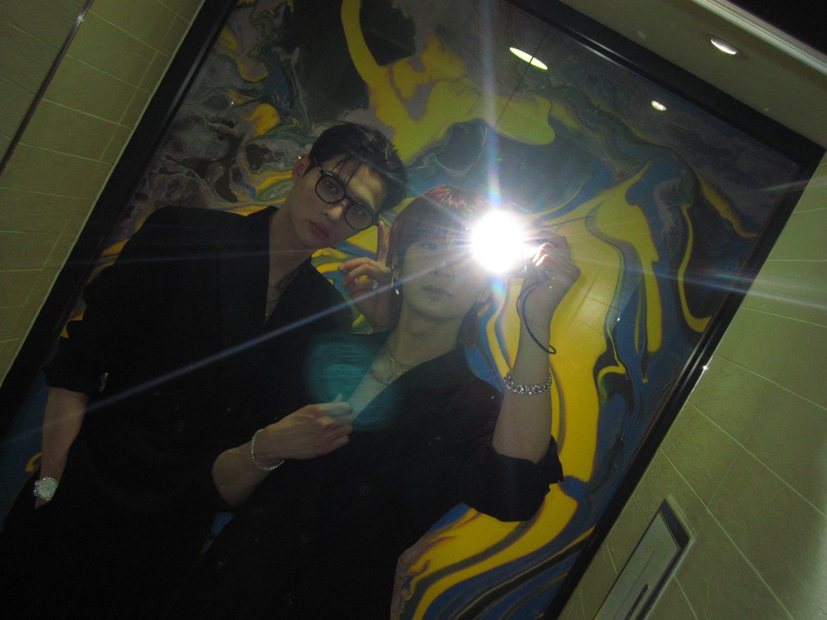 norisushee's tweet photo. and we still found time to be the coolest duo 🌀⚡️ te quiero, ritsu https://t.co/yqZc4H7Orz