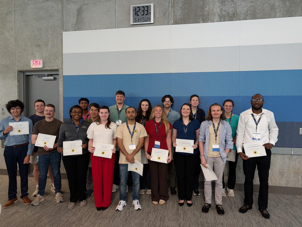 Biochem_Ling's tweet photo. This past weekend we hosted the 25th annual Midwest DNA Repair Conference at KUMC. Got to hear about a lot of great science going on and caught up with some friends. (Happy to say I won best post-doc poster as well). https://t.co/ixSB2ohA6s