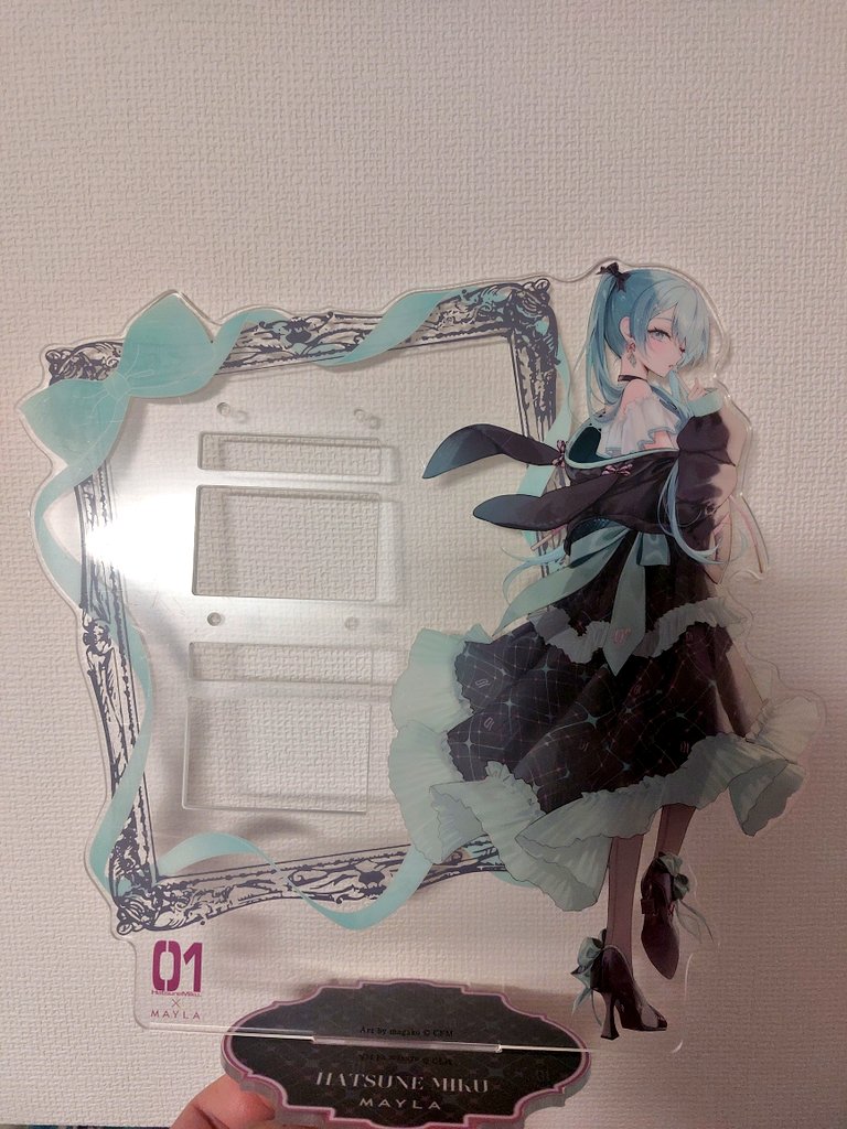 ＋2℃♥️ 『初音ミク』アイコニック アクセサリー アクリルスタンド アイコニック アクセサリー アクリルスタンド初音ミクMAYLA