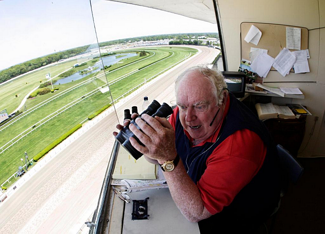 GoodSeatsStill's tweet photo. 🏇 The Kentucky Derby. The Belmont Stakes. The Breeders' Cup. Horse race announcer Tom Durkin called them all. But his favorite stories might be the ones that happened *away* from the microphone; ➡️ LISTEN NOW wherever you pod, YouTube or https://t.co/1Xb35hCi15 https://t.co/mVTtayLRDU