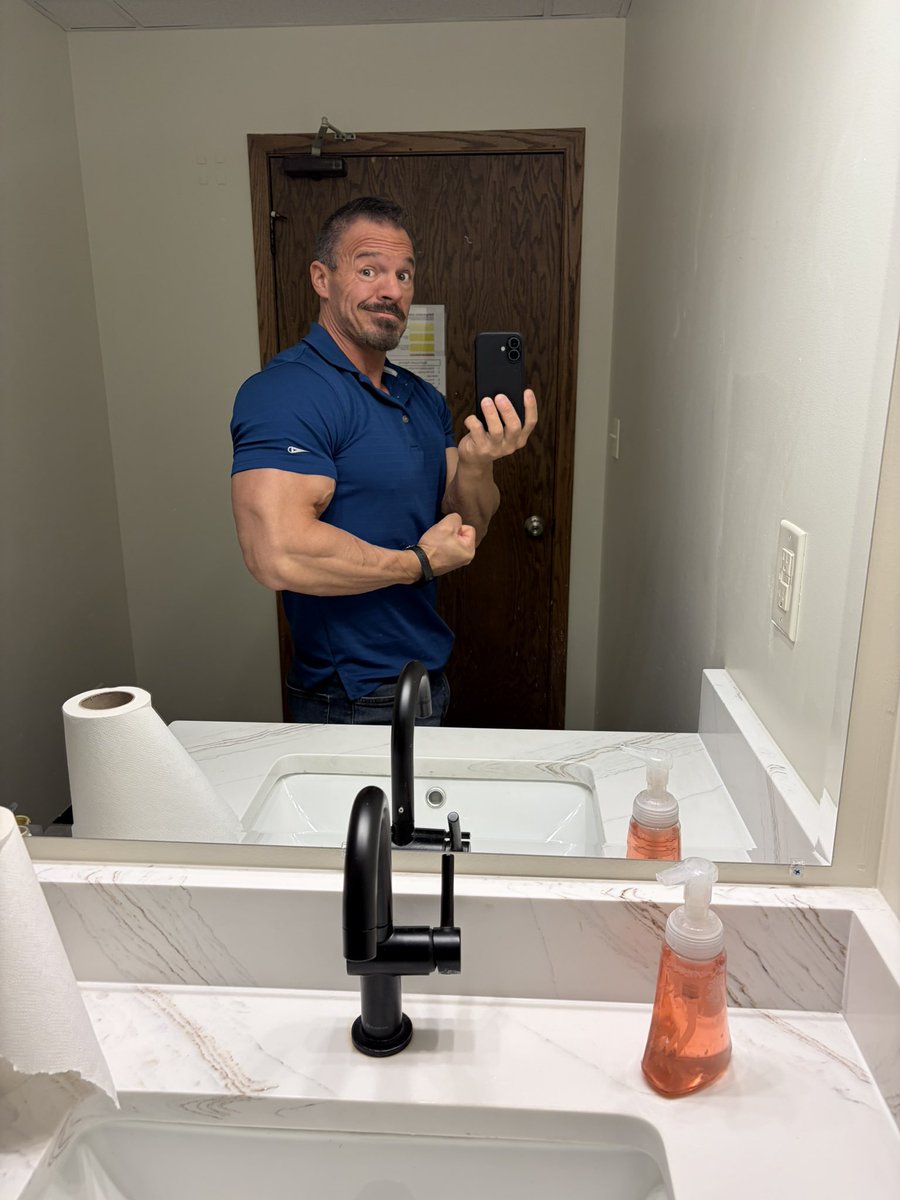 dredlifter's tweet photo. Peak week polo flex.
Smol but mighty https://t.co/iJjom7LHFv