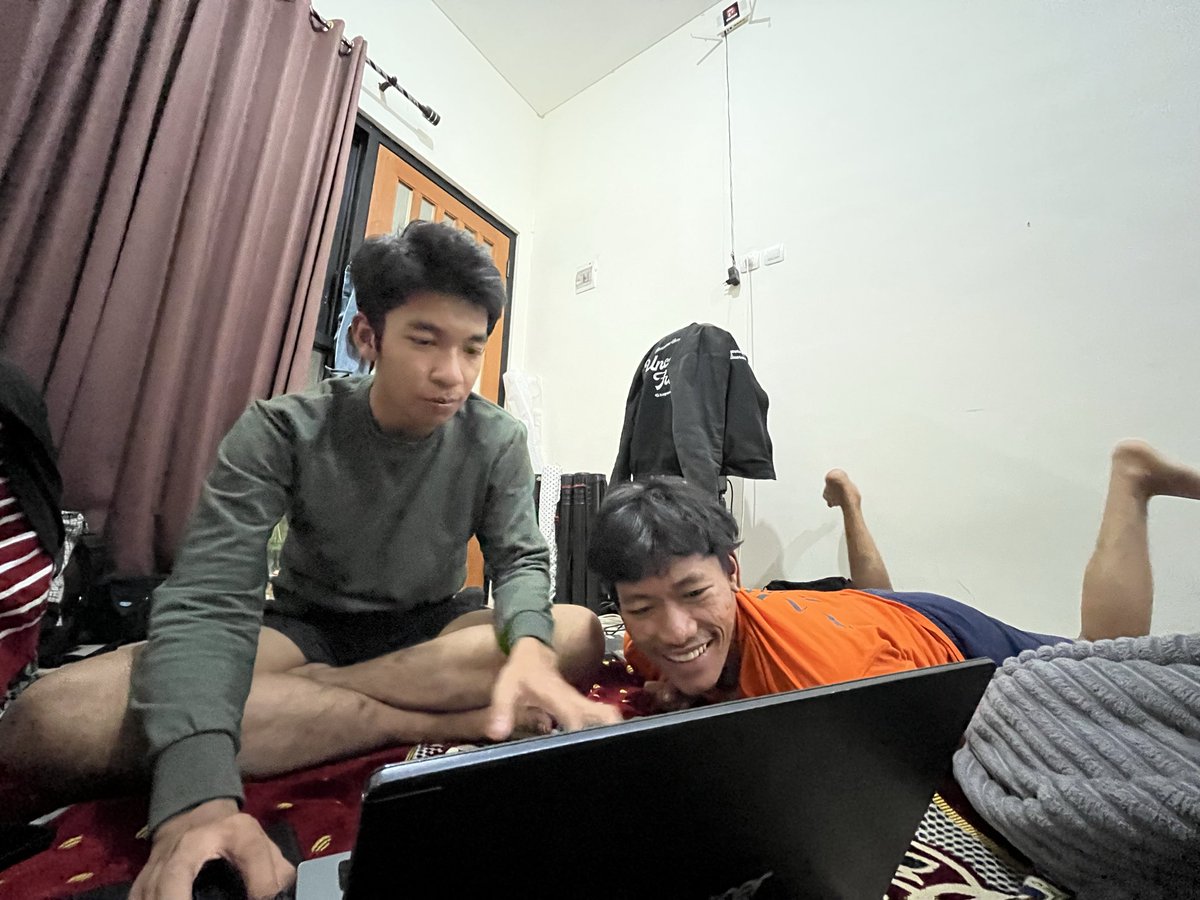 ddoriida's tweet photo. udh di titik kentut depan mikha https://t.co/jO7F4bR7FW