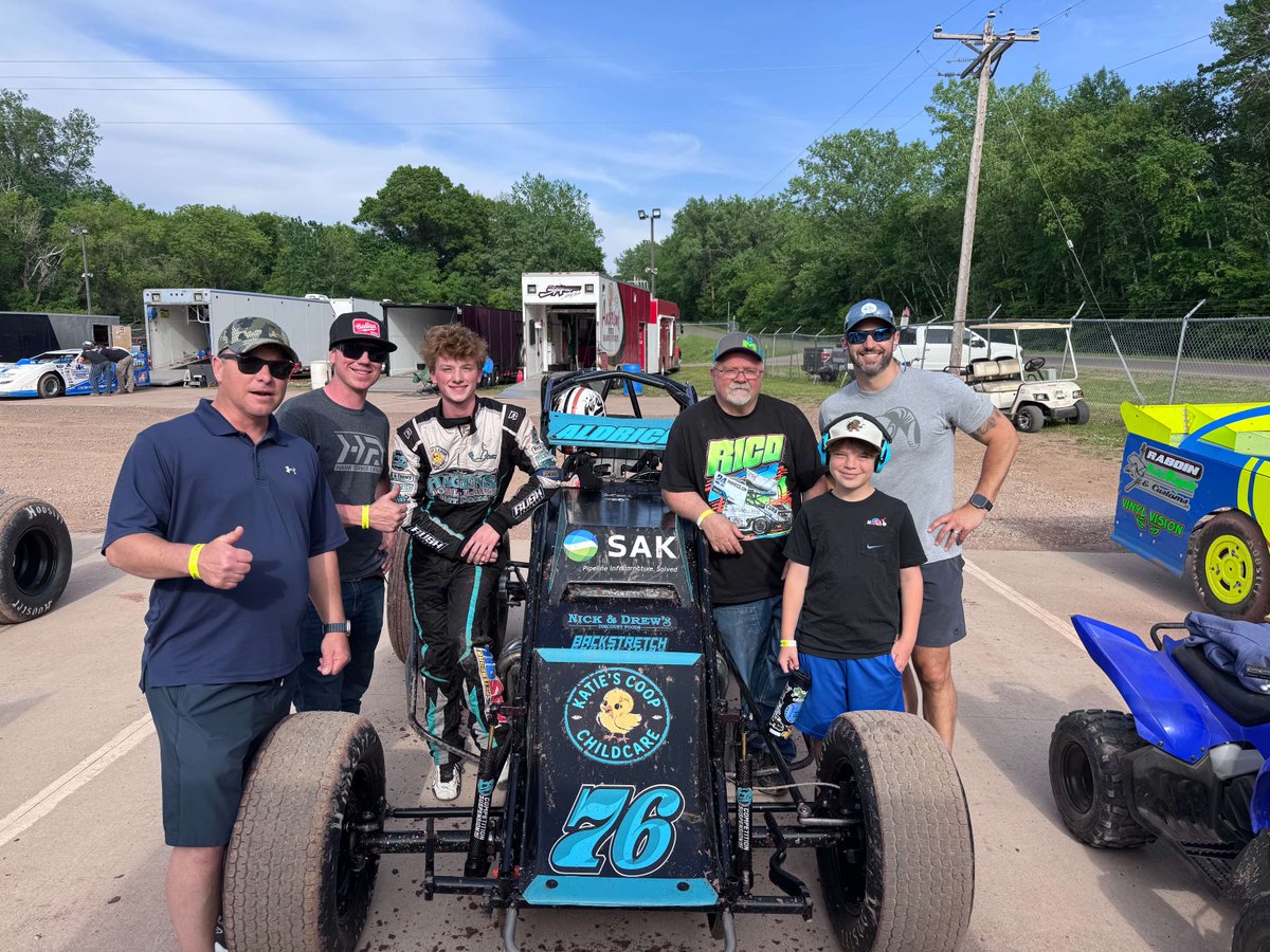 SAK_pipessolved's tweet photo. Proud sponsor of Edison “Eddie Money” Aldrich &amp; Aldrich Racing.
From 10th to 6th at Cedar Lake Speedway + fastest lap of the race.
Next up: Tri-Cities (IL) and Lucas Oil Speedway (KC). https://t.co/ZffHBMjXSa