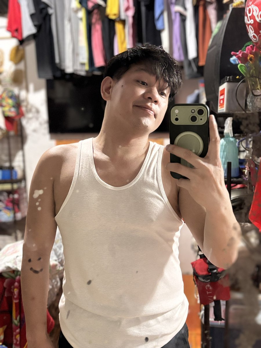 jcdubacious21's tweet photo. At biglang umulan 😅 bukas na lang ulit mag jojog 🏃‍♂️ https://t.co/MNe3K4pKZG
