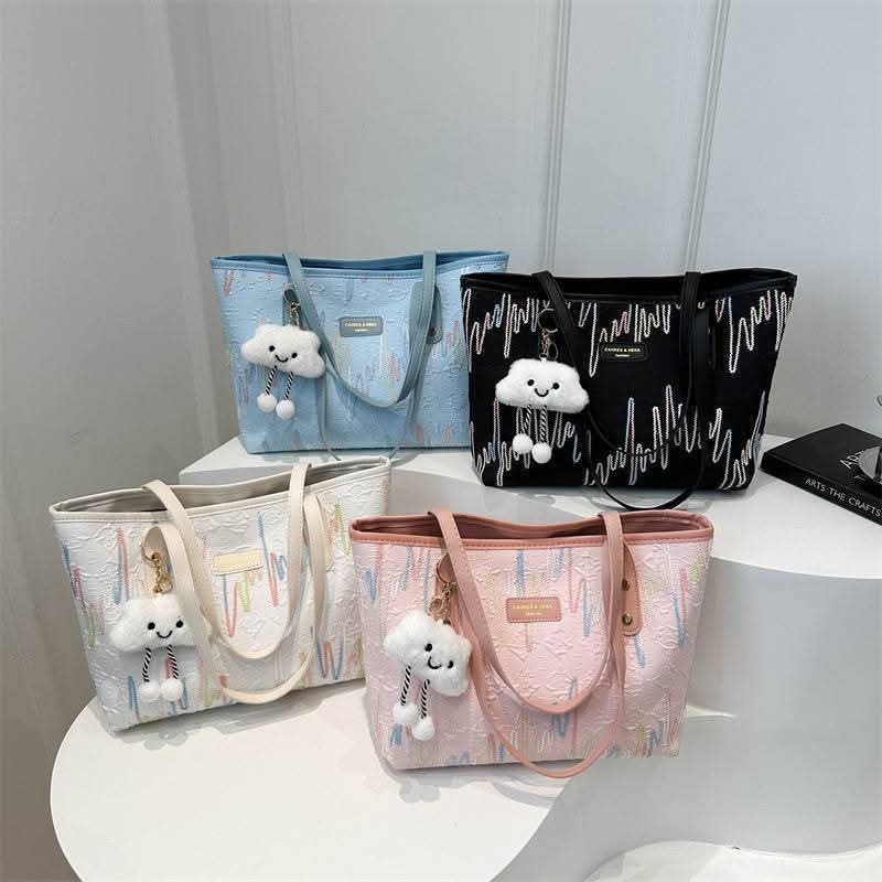aisha_shugaba's tweet photo. TOTE BAG 

PRICE - ₦9,500

AVAILABLE COLORS 👇
 👉WHITE
👉BLUE
👉PEACH

*SIZE - BIG https://t.co/gRmG103Xp7