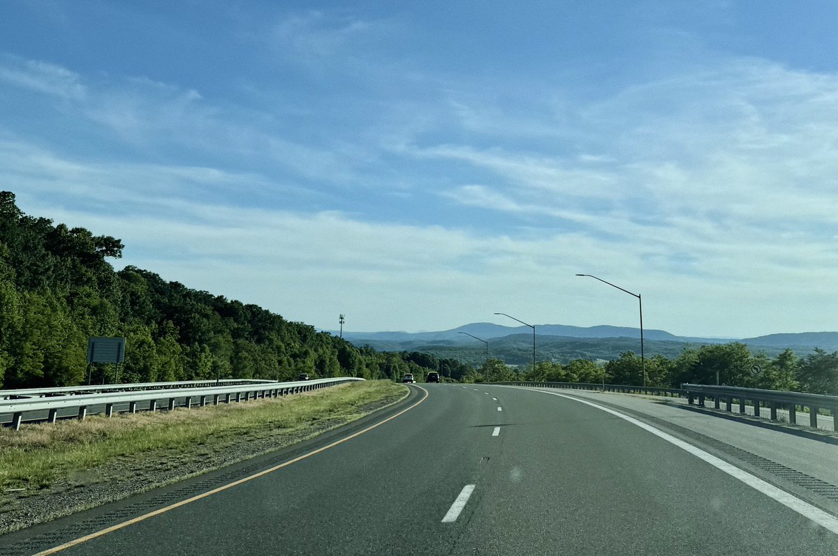 chrstnerode's tweet photo. (john darnielle voice) going to pittsburgh https://t.co/TsbO3T6uiq
