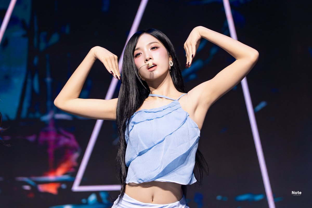 tripleS_Note's tweet photo. 260601 ASSEMBLE26 <LOVE&amp;POP> pt.1 show case
트리플에스 설린
#tripleS #트리플에스 #설린 #Sullin https://t.co/vij6ugjF6U