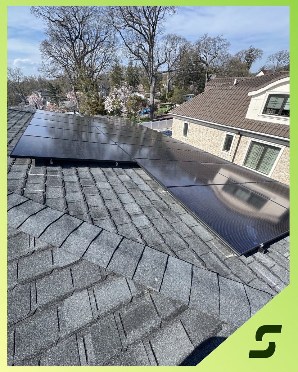 solarblocks's tweet photo. A well-designed solar system should feel like it belongs there.
This installation proves that performance and aesthetics can go hand in hand. Contact Solarblocks at 347-226-0695 and let's design a system built specifically for your home.
#solarblocks #solarinstallers #newyork #US https://t.co/JqBbLR06os