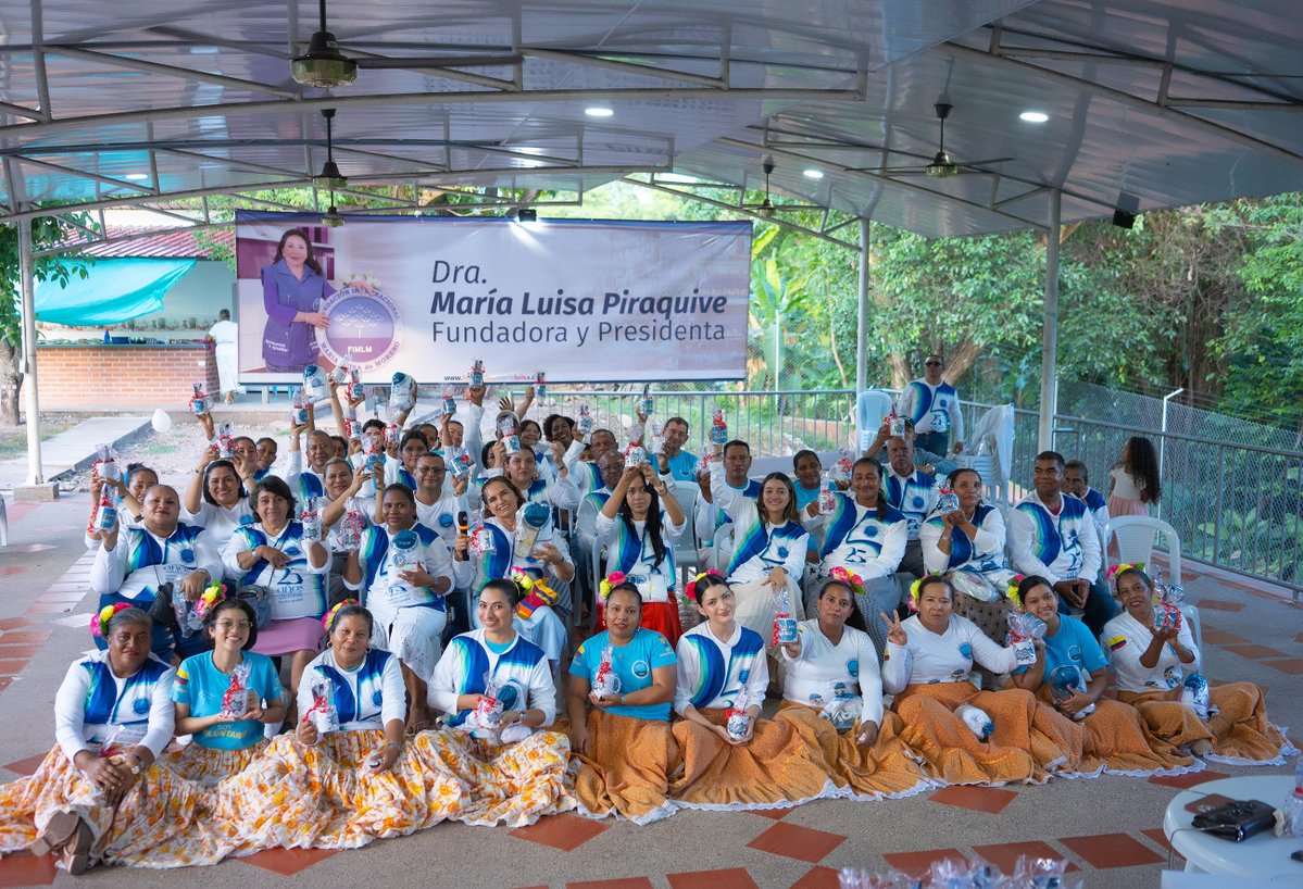 FIMLM's tweet photo. #DíadelVoluntariado  |✨Voluntarios de los municipios de Aguachica, Agustín Codazzi, Bosconia, Curumaní, La Jagua de Ibirico y Valledupar, en el departamento del Cesar, vivieron una jornada de alegría y compromiso.💙

Lee más: https://t.co/rCbliKAGcx 

#VoluntariosdeCorazon https://t.co/IZuEGng2J8