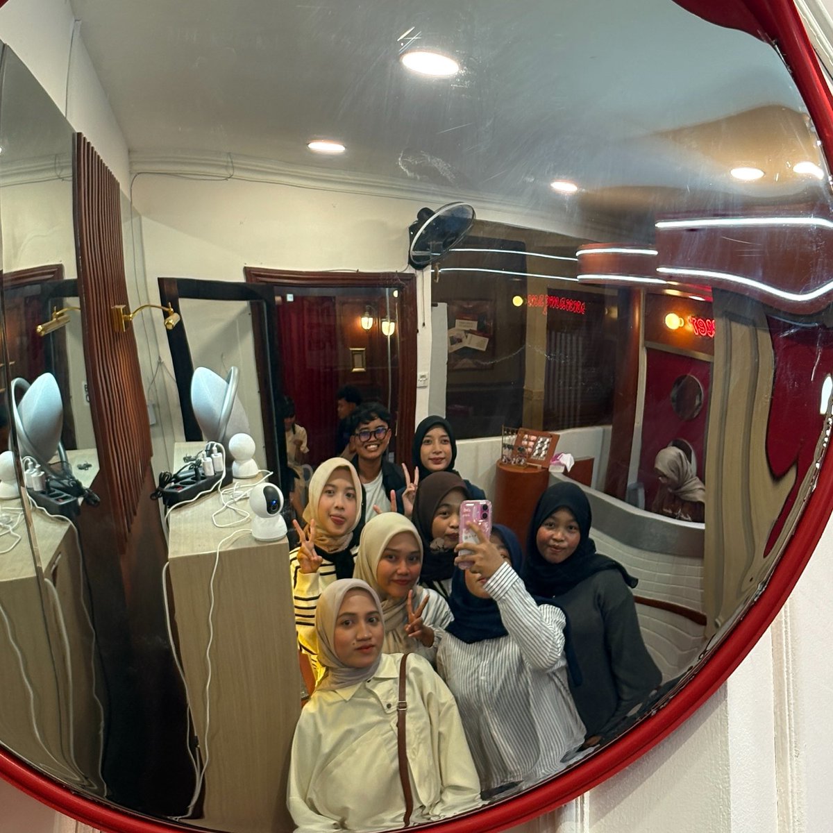 onlyleli_'s tweet photo. awal juni yg seruu💃🏽 https://t.co/vDrL0h6XJW