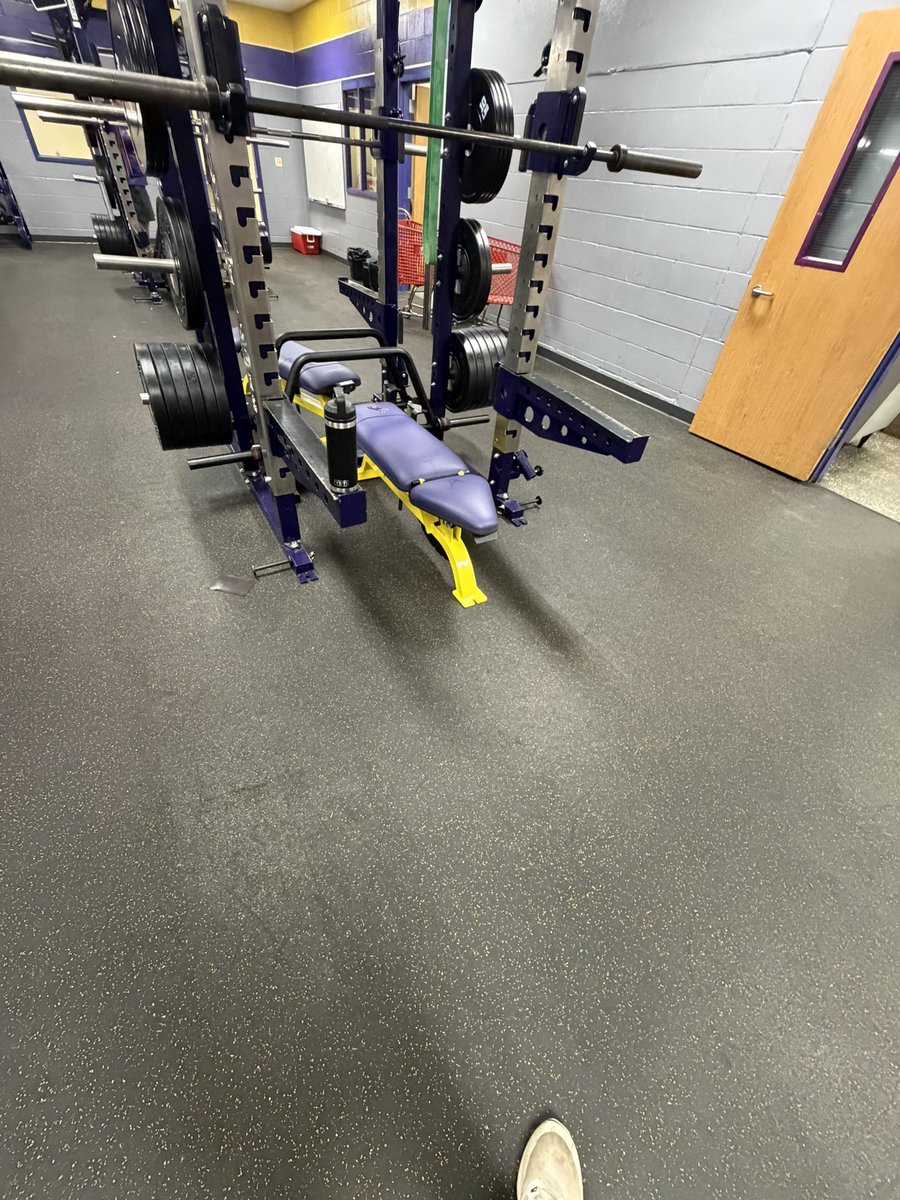 casongreer3's tweet photo. First day of summer workouts complete. Putting in a little extra work after everyone left. Gotta put more work in than anyone else to be the best! 💪💪

OF/MIF/P | Center, Tx 📍 https://t.co/d3v5yNJeTY