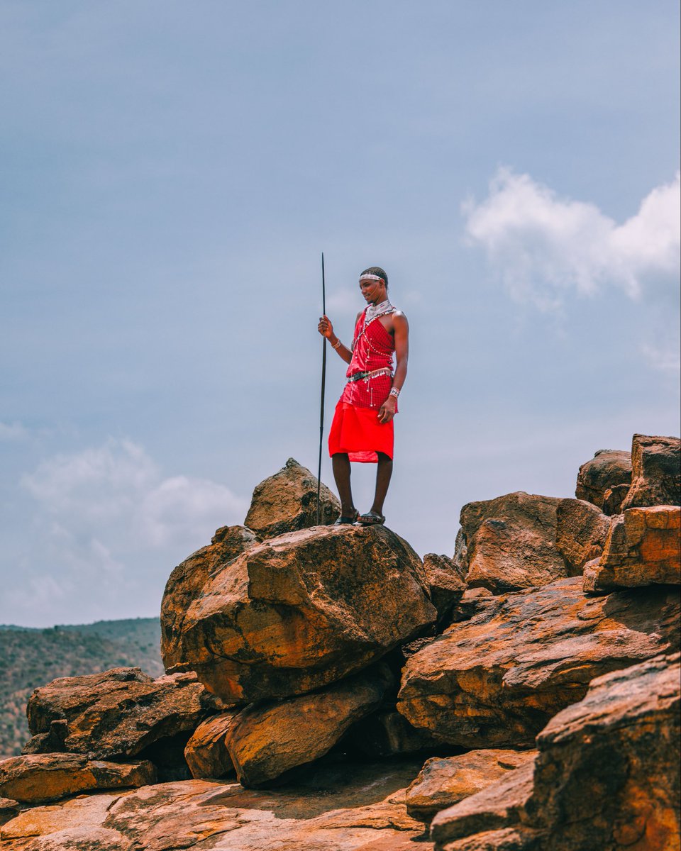 21stbrian's tweet photo. Unyielding and proud. Standing against the vast skies of Laikipia, this warrior captures the quiet resilience of the Kenyan mentality. Celebrating the spirit that carries us forward. Happy Madaraka Day! 🇰🇪

📍 Laikipia https://t.co/wliPxRkCRA