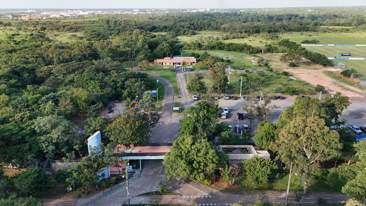 itaipuparaguay's tweet photo. 🏃🏽‍♂️🏃‍♀️Con el financiamiento de ITAIPU, el Parque Guasú Metropolitano se prepara para ofrecer una experiencia renovada a quienes disfrutan de este importante espacio natural de Asunción. 

🏃🏽‍♂️🏃‍♀️Las mejoras contemplan nuevas áreas de servicios con duchas, sanitarios accesibles, oficinas de administración, un moderno centro de atención y la actualización del acceso principal, fortaleciendo la comodidad de todos los visitantes.

Leé aquí 👉 https://t.co/i63mbxULQk