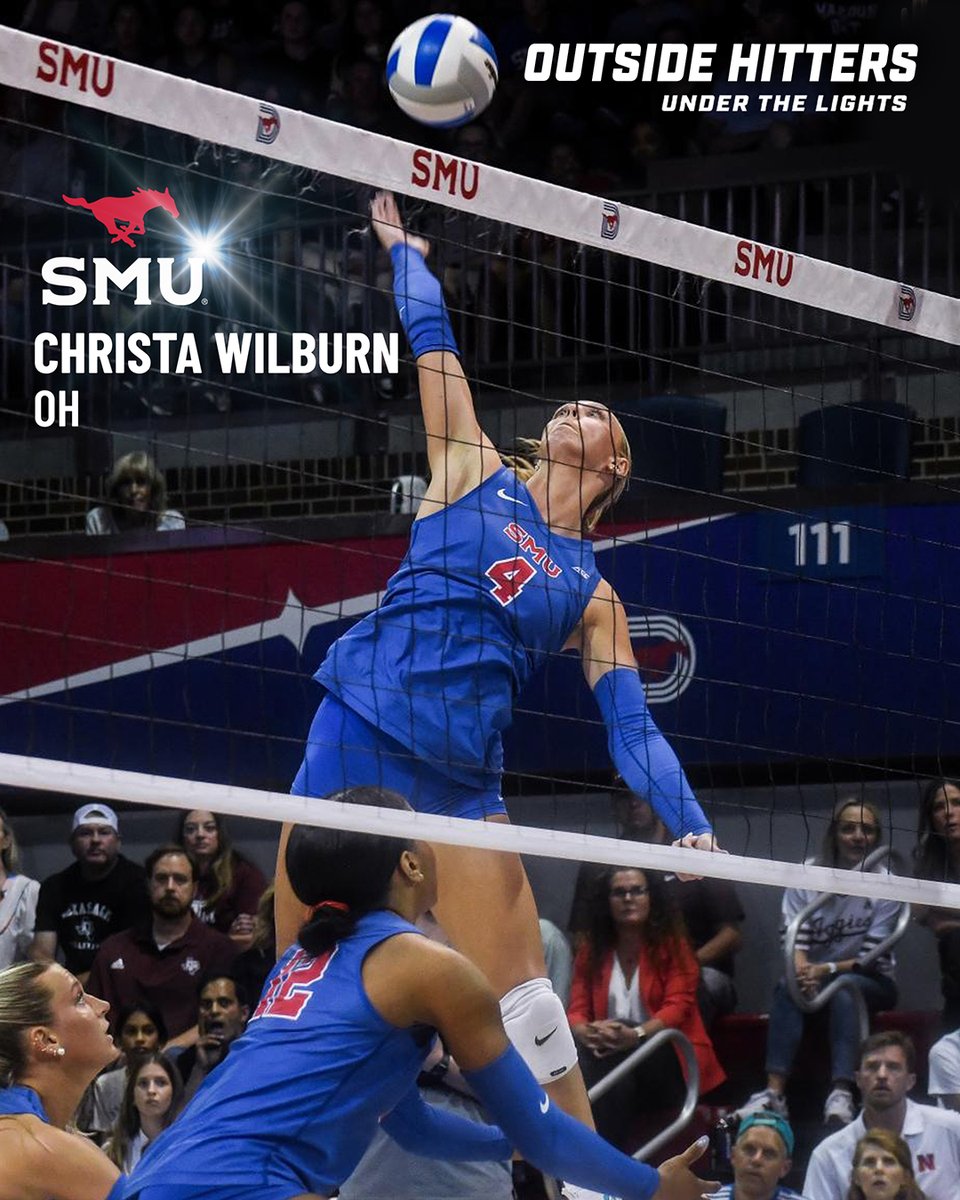 spikeslights's tweet photo. Celebrating our Outside Hitters under the lights! #LightItUp https://t.co/TMDQGL1mBN