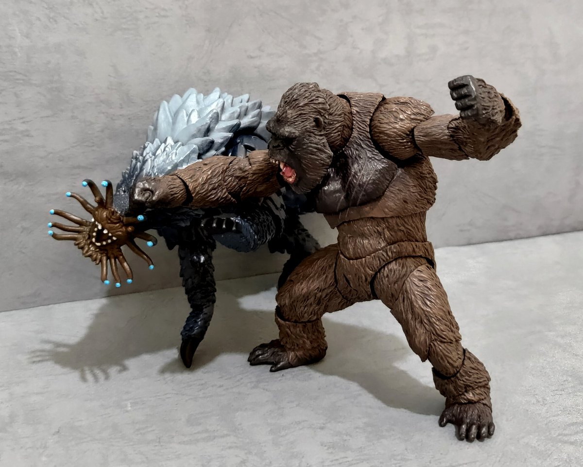 playmates toys FROST VARK プレイメイト・トイズ フロストヴァーク
