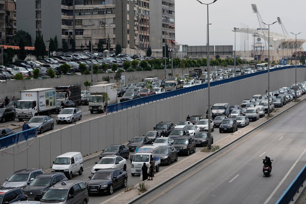 AJEnglish's tweet photo. Photos: Traffic piles up as residents flee Beirut’s southern suburbs

🔴 LIVE updates: https://t.co/Li83azSERl https://t.co/S0uqCCLqf3