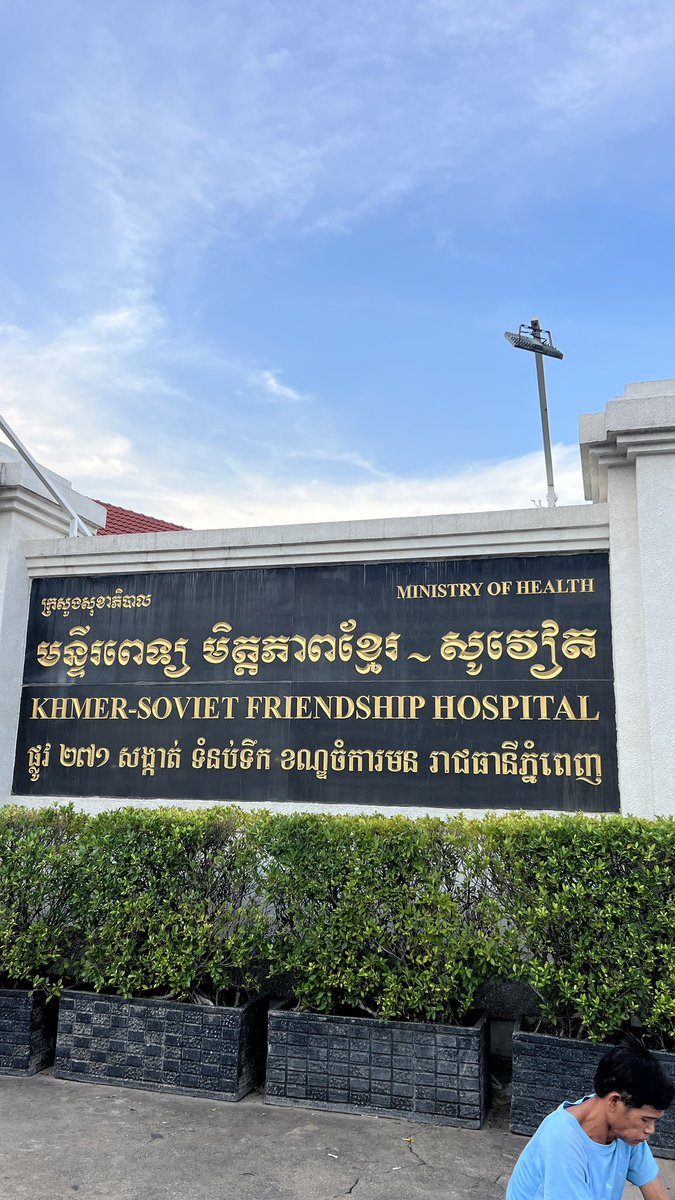 SimRV63's tweet photo. #PhnomPenh #Cambodia https://t.co/Bq32KbQnmg