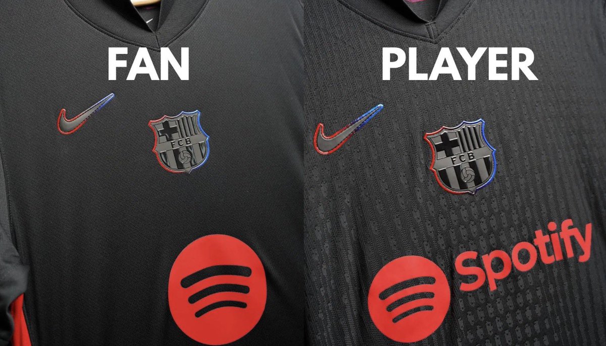Formaholic's tweet photo. Hocam kısacası iç saha ve alternatif formada yalnızca “FAN” seçeneği olmasını bekliyorum sadece deplasman forması için “PLAYER” opsiyonu ekleniyor ancak o daha çok oyuncuları ilgilendiriyor Kartalyuvasında satışa sunulur ancak numunelik yanlızca stattakinde sunulabilir geçmişte Nike Galatasaray işbirliği öyleydi. Eyüpspor gibi takımlar distribütörlerin getirdiği hazır şablonları giyiyor ve tam anlatamasamda his olarak belirgin bir fark var hocam. Milli Takım Formalarının satıldığı mağazalarda formaları incelerseniz beni daha net anlayabilirsiz yalnız “Stadium” formayı denemeniz lazım “Supporter Tee” bambaşka bir olay ve Beşiktaş’a gelip gelmeyeceği belli değil diye biliyorum