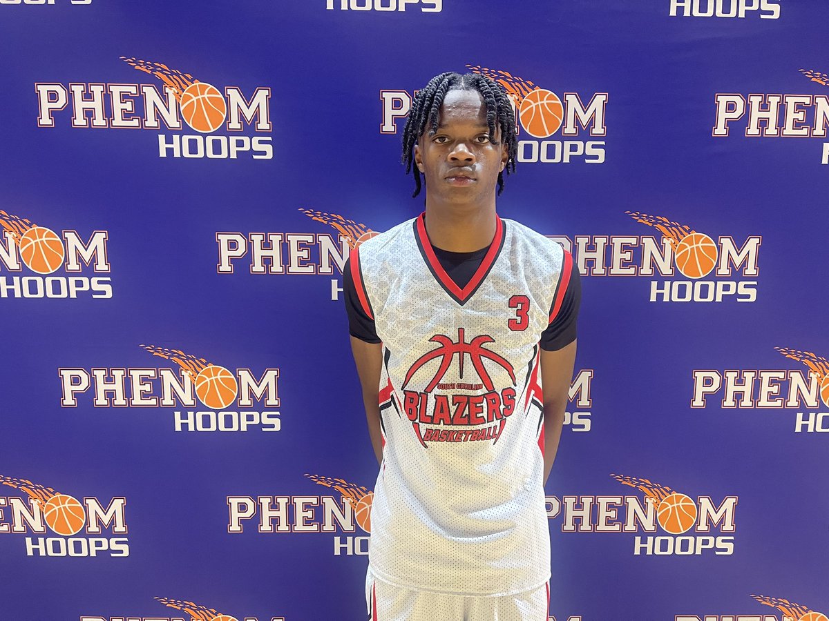 Phenom_Hoops's tweet photo. POB’s Eye Catchers from #PhenomSummerShowcase (Part 2) #PhenomHoops per @POBScout 

'27 Cylan McLeod
'28 Hunter Gerould
'27 Zyon White
'29 Henry Walters
'28 Kyle Bridgewater

Read: https://t.co/9nfKL6fo4R