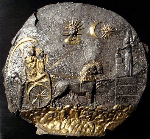 HerodotusWave's tweet photo. The Cybele Plate, a gilded silver plaque from the 2nd century BCE discovered at the archaeological site of Ai-Khanoum in northern Afghanistan. https://t.co/hZyQFsm9Jt