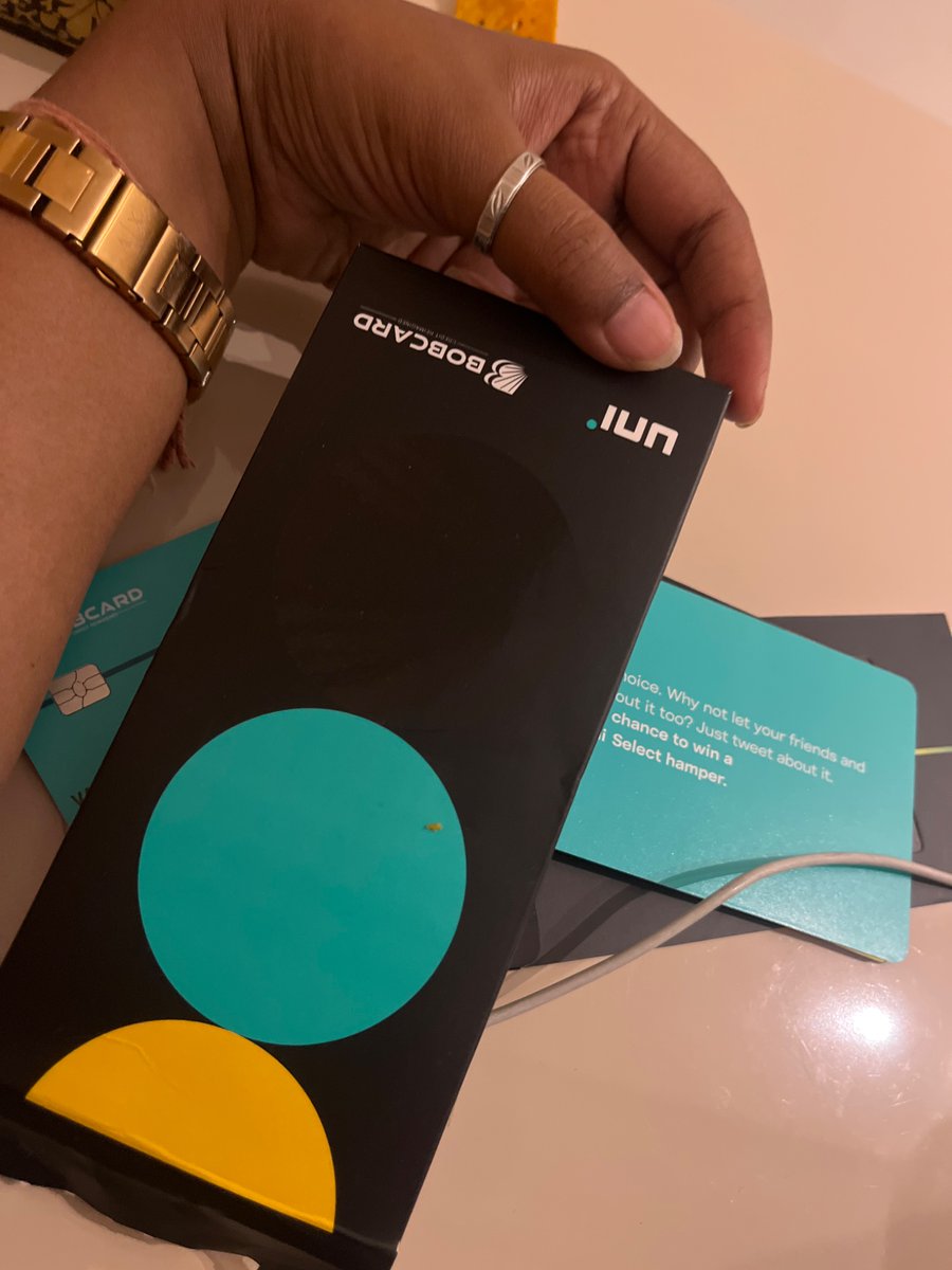 Varshagpb's tweet photo. Relaxed like a monk with my Tranquil Teal Uni Card. #SwipeyourVibe @cards_uni excellent offers and fast service. https://t.co/G3rM4NyOYJ