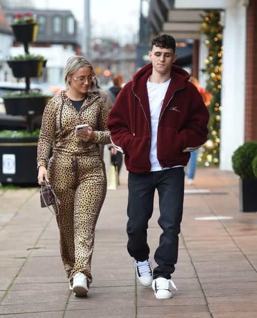 Infodatax's tweet photo. @afc_lennon 🚨Phil Foden’s Dating History 

- 2019 — Rebecca Cooke🇬🇧 (18)  
- 2020 — Rebecca Cooke🇬🇧 (19)  
- 2021 — Rebecca Cooke 🇬🇧 (20)  
- 2022 — Rebecca Cooke 🇬🇧 (21)  
- 2023 — Rebecca Cooke 🇬🇧 (22)  
- 2024 — Rebecca Cooke 🇬🇧 (23)....𝗦𝗵𝗼𝘄 𝗺𝗼𝗿𝗲 https://t.co/WpfbFv51NE