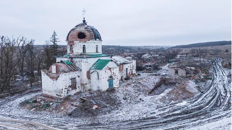StrayCat_25's tweet photo. @RealCandaceO Russia has bombed more than 500 churches in Ukraine. You are the one who lies about russia for a few rubles. https://t.co/Lx1LoGdEHP