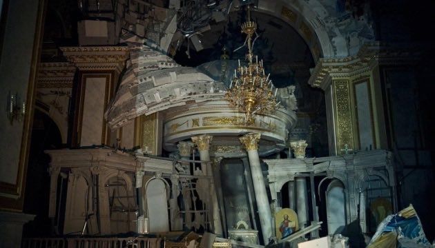 StrayCat_25's tweet photo. @RealCandaceO Russia has bombed more than 500 churches in Ukraine. You are the one who lies about russia for a few rubles. https://t.co/Lx1LoGdEHP