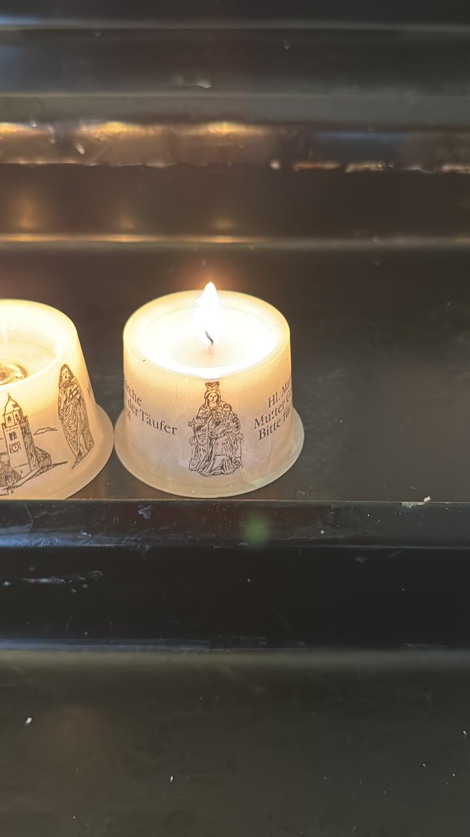 CapsGuy190837's tweet photo. In an old church in Northern Italy and lit a candle for #ClaudeLemieux and his family. https://t.co/o7pkNQyzNy