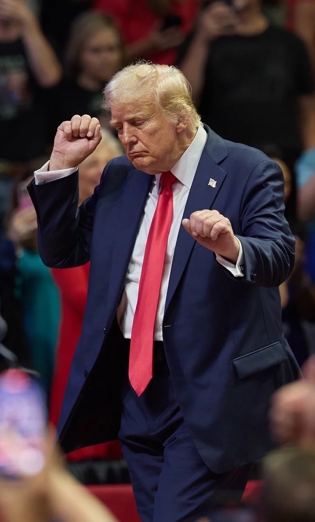 RpsAgainstTrump's tweet photo. BREAKING: Donald Trump reacts to the news that Iran has suspended talks with the U.S.:

“I think we’ve been talking too much if you want to know the truth. I think going silent would be very good, and that could be that could be for a long time,” Trump told NBC News.

He added: “It doesn’t mean we’re going to go and start dropping bombs all over there. We’ll just go silent. We’ll keep the blockade. Blockade is a piece of steel…I can wait as long as they want. They’re losing a fortune.”

Trust the plan, folks. The commander in chief clearly knows exactly what he’s doing. 🙄