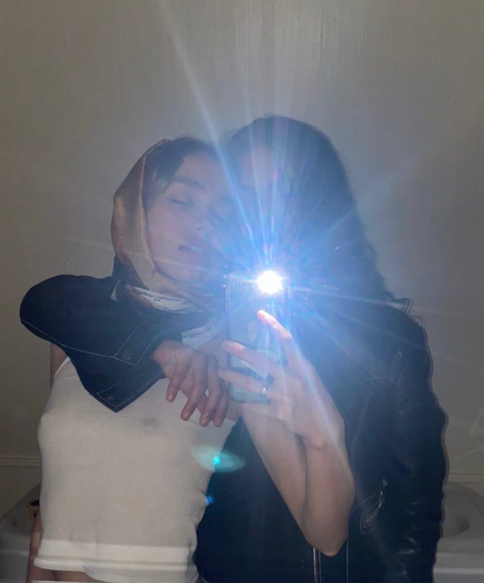 lilyrosedrus's tweet photo. Happy Pride Month! https://t.co/JUiqoHGdBQ