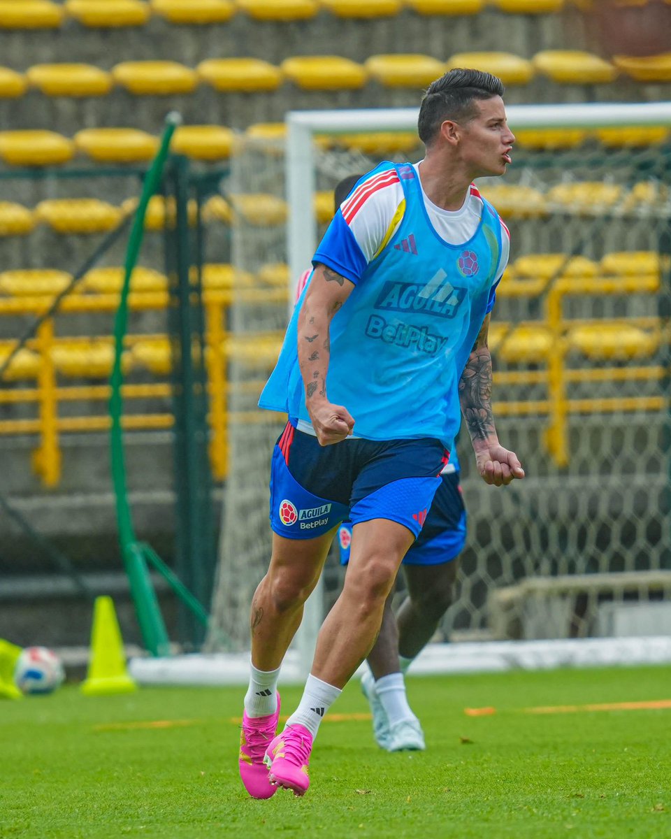 Alexander10per's tweet photo. 🔟🇨🇴🗣️"No quiero verlo como mi último baile, sino como el primero".

James Rodríguez, acerca de su tercer y último mundial.

#Desdeelprimerohastaelúltimominuto https://t.co/BoIR3IfbzA
