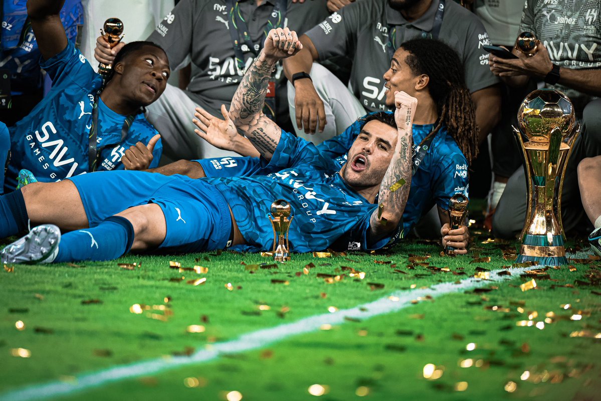MSSNM2's tweet photo. @TheoHernandez @equipedefrance Good luck 🔥💙💙💙💙💙 https://t.co/m5EdehyHni