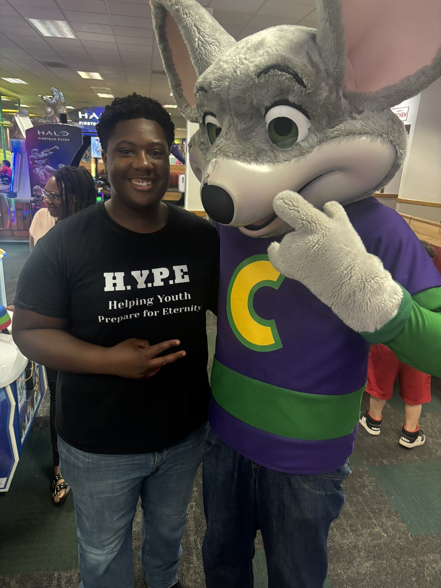 GregoryCobbs3's tweet photo. Happy birthday @Demarion55Cobbs !  God is faithful, pray you enjoy your day!  @Deorius10Cobbs @CRSportsLive 16 years and counting. https://t.co/cNIfmOVhnx