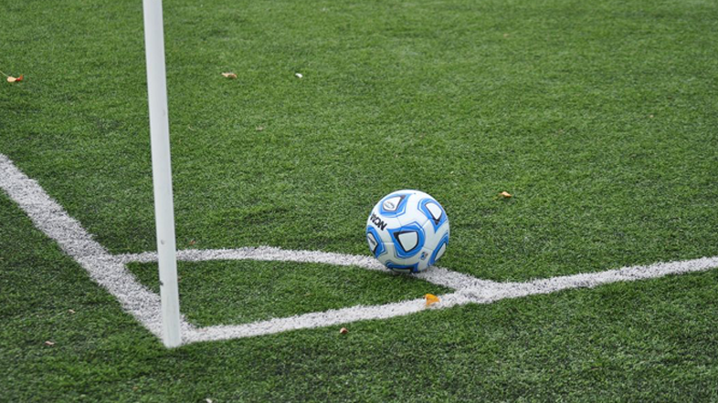 FractionsWrites's tweet photo. Sidelined, Chapter 2 ⚽️ Helena finishes out summer training, the girls have their first match, and Jame Eagan weighs in on their progress. 

https://t.co/1RVcy9DHrS https://t.co/BUxI3Sb40m
