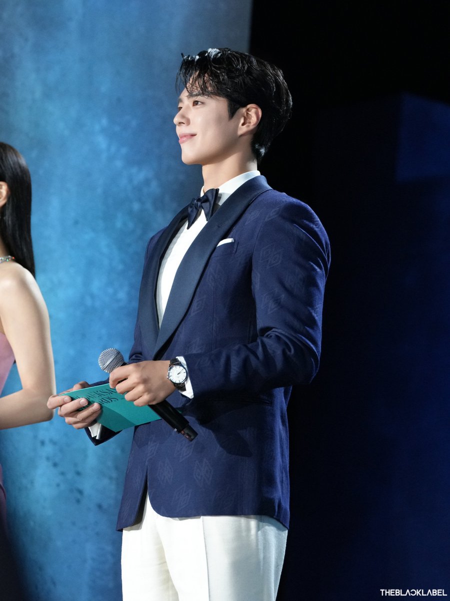Bogumfrance's tweet photo. [BEHIND] PARK BO GUM 2026 BAEKSANG A WARDS BEHIND
@BOGUMMY 

Source : Daum café 

#parkbogum #bogummy #waitforyouinparis🇨🇵 #baeksang #baeksangawards https://t.co/slyS24wsUZ