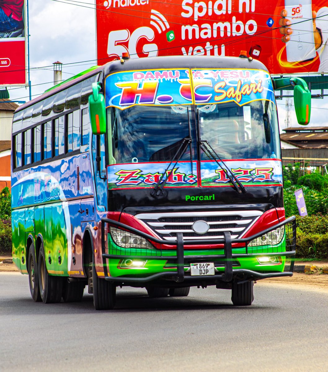 TBoundBuses's tweet photo. #HCsafari
Arusha || Ifakara
Unachagua tu upite Chalinze, au makao makuu ya nchi.
@PorcarlP 📸 https://t.co/Fs8Sig8iWc